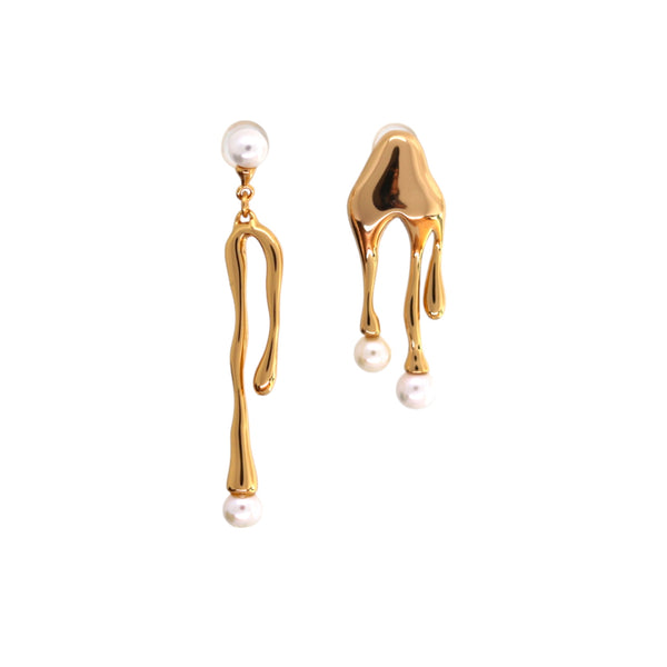 Sculptural Elegance: Volcanic Pearl Drop Earrings